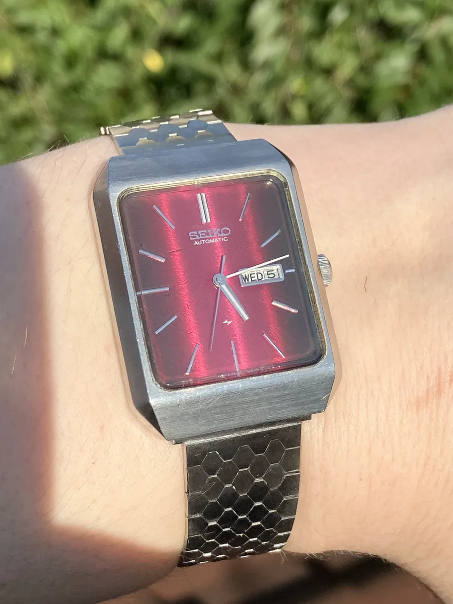Seiko Hi-Beat Magenta Dial Vintage Men's Watch 1970s 2406-3020