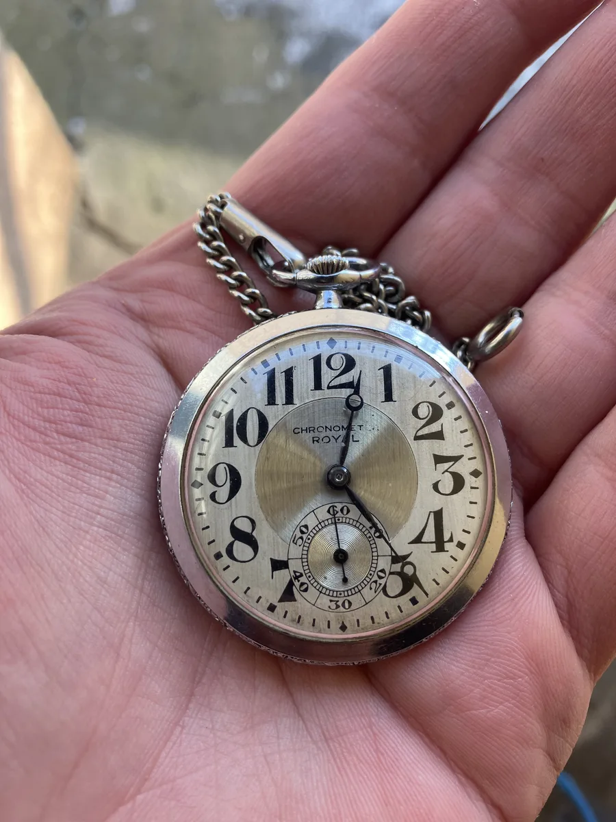 Noldi(Tavannes comp.) Royal Chronometre Vintage Pocket Watch Works 24 Hours!